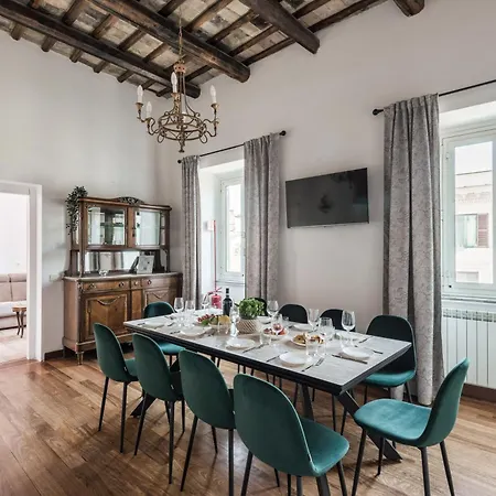 The Rent - Spacious Multi-room On Via Cavour Apartment *