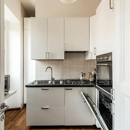 The Rent - Spacious Multi-room On Via Cavour