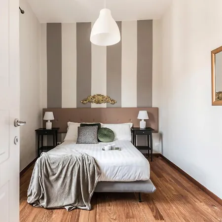 The Rent - Spacious Multi-room On Via Cavour *